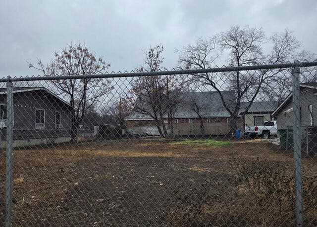 rental at 351 Sterling in San Antonio, TX — photo 1