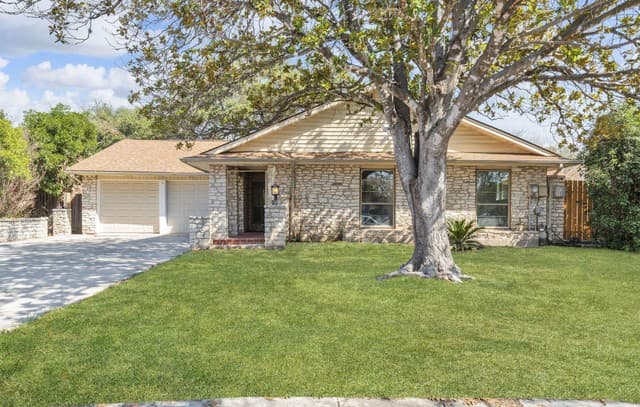 3-bedroom rental at 5606 Rolling Ridge in San Antonio, TX — photo 1
