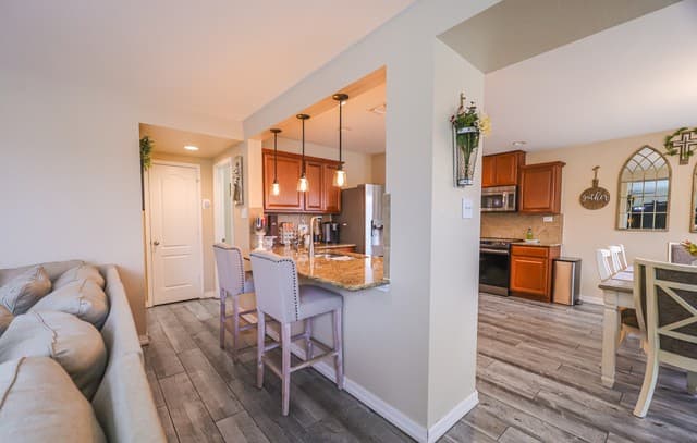 3-bedroom rental at 6723 Loma Blanca in San Antonio, TX — photo 5