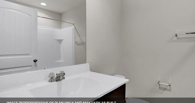 4-bedroom rental at 112 Hazel Peak in Boerne, TX — photo 5