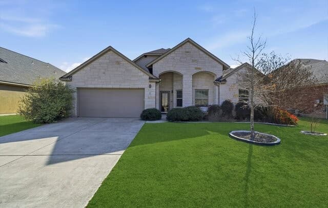 4-bedroom rental at 209 Ludwig in Boerne, TX — photo 1