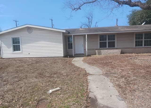 3-bedroom rental at 2019 Westvale in San Antonio, TX — photo 2