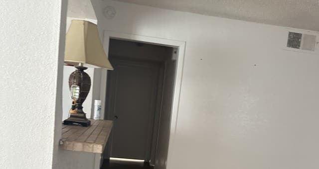 rental at 521/523 Southtrail Drive in San Antonio, TX — photo 5