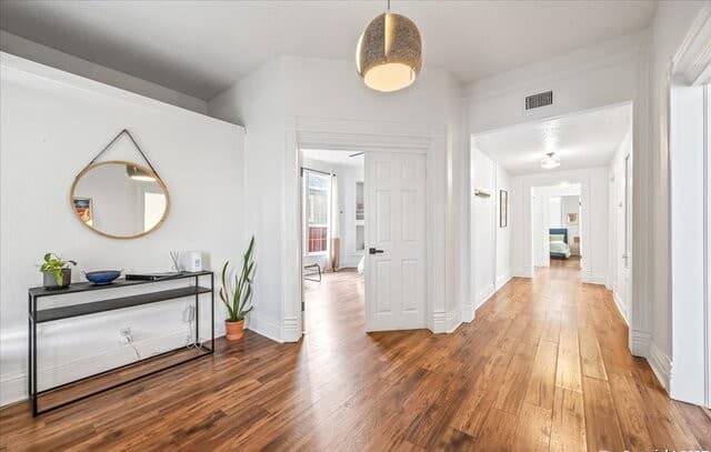 rental at 302 Lamar in San Antonio, TX — photo 4