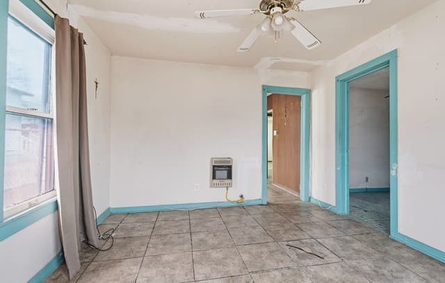 2-bedroom rental at 333 Hawthorne in San Antonio, TX — photo 2