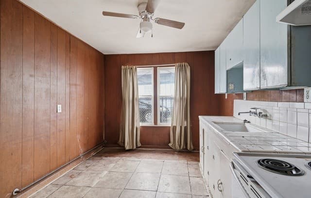 2-bedroom rental at 333 Hawthorne in San Antonio, TX — photo 5
