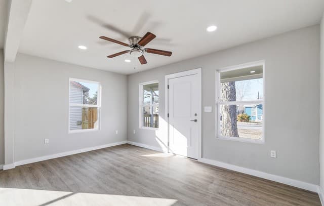 3-bedroom rental at 2042 Hicks in San Antonio, TX — photo 2
