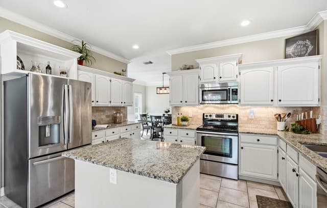 4-bedroom rental at 13314 Galicia in Universal City, TX — photo 1