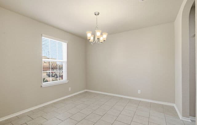 5-bedroom rental at 14022 Tyler Point in San Antonio, TX — photo 4