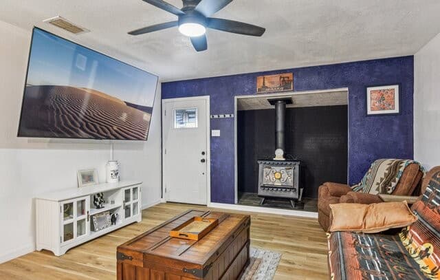 3-bedroom rental at 6267 Apple Valley in San Antonio, TX — photo 4