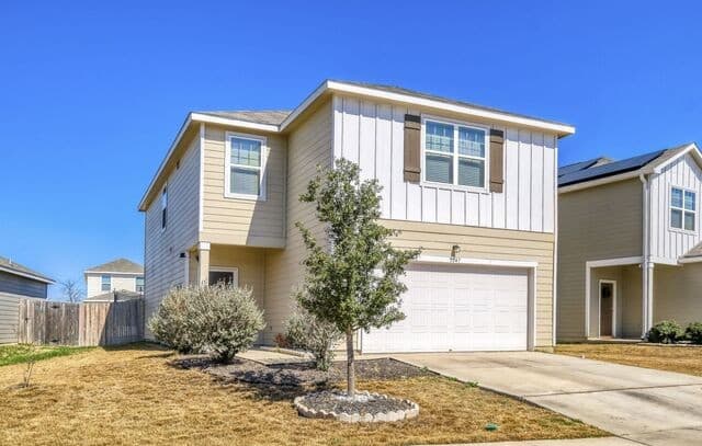 4-bedroom rental at 5247 Hickory Pl in San Antonio, TX — photo 2