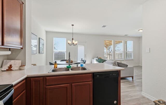 3-bedroom rental at 6826 Beltran Pass in San Antonio, TX — photo 5
