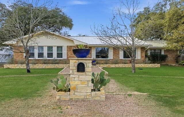 3-bedroom home for sale at 819 Pecan St. in Blanco TX