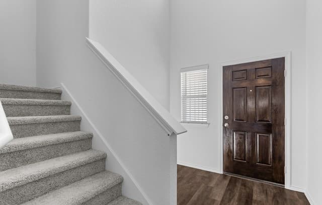4-bedroom rental at 437 Raven Row in Marion, TX — photo 3
