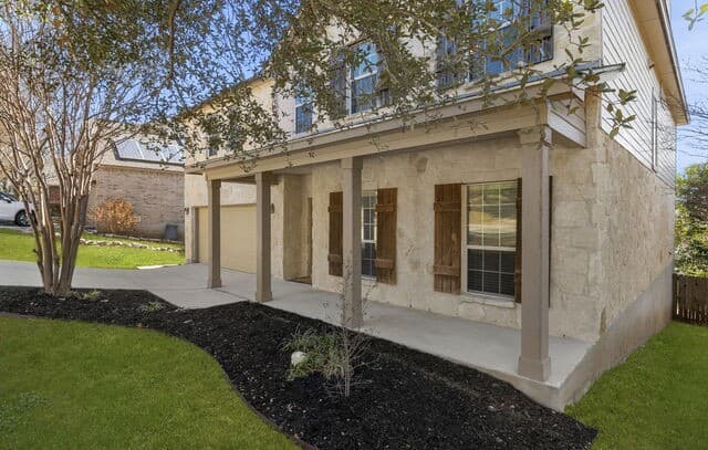 4-bedroom rental at 3322 Roan Valley in San Antonio, TX — photo 4