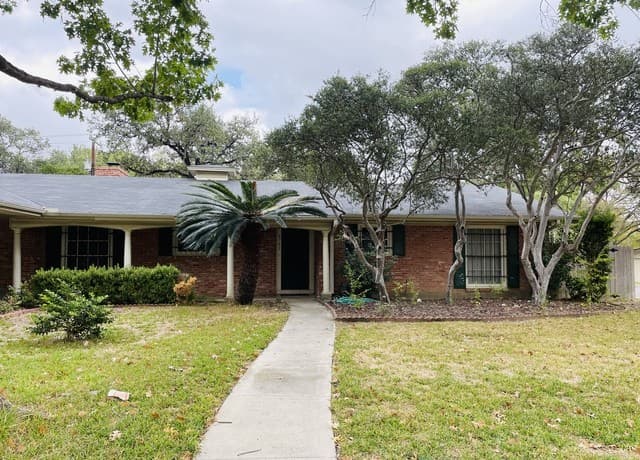 3-bedroom rental at 8702 Charro Ln in San Antonio, TX — photo 1
