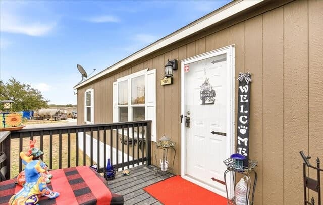 3-bedroom rental at 101 Rocky Ridge in Poteet, TX — photo 5
