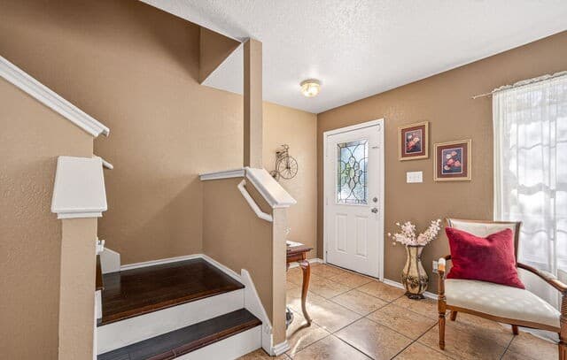 4-bedroom rental at 4842 Heather Pass in San Antonio, TX — photo 3