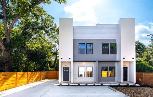 rental at 210 Piedmont in San Antonio, TX — photo 4