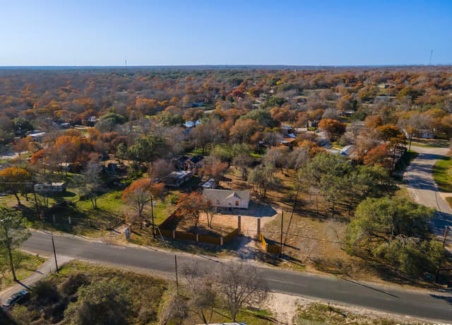 Home for sale at 23307 Hickory Shadow in Elmendorf, TX — photo 4