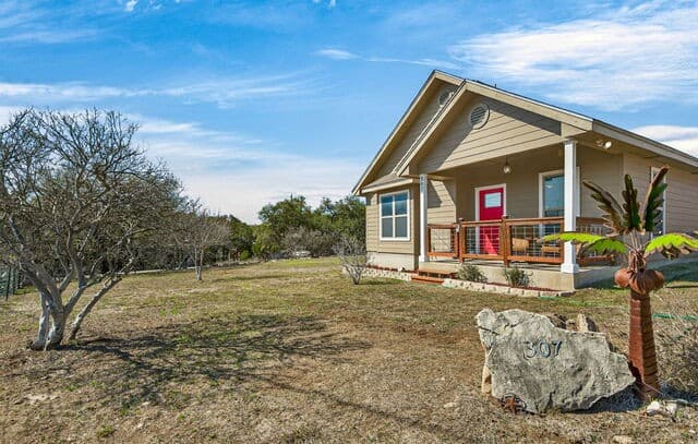 3-bedroom home for sale at 307 Palm in Spring Branch TX
