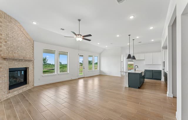 Home for sale at 5011 Everly Terrace in San Antonio, TX — photo 4