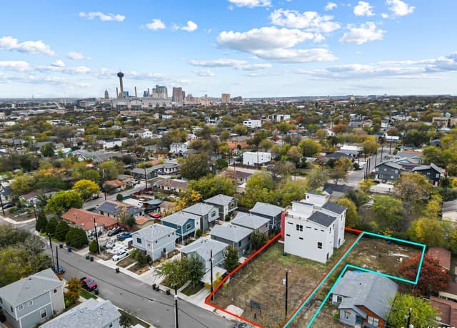 rental at 138 Dunning Ave in San Antonio, TX — photo 1