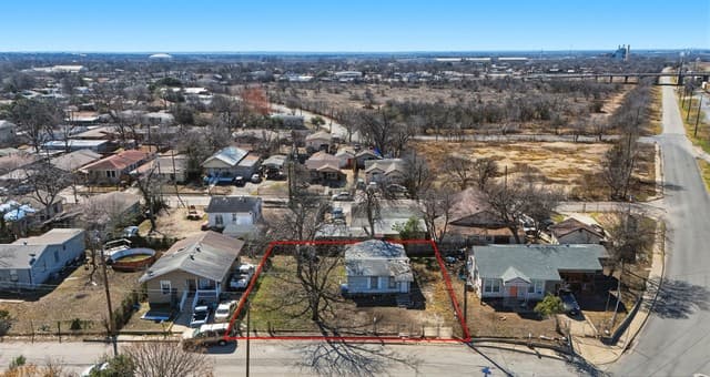 rental at 266 / 270 Prospect in San Antonio, TX — photo 1