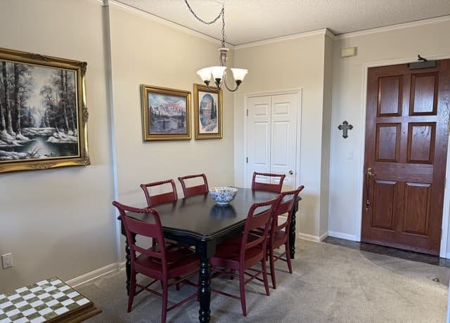 2-bedroom rental at 1 Towers Park Unit 302 in San Antonio, TX — photo 1