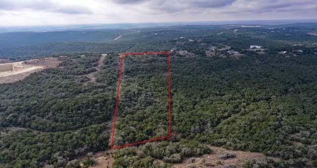 rental at LOT 192 County Road 2744 in Mico, TX — photo 3