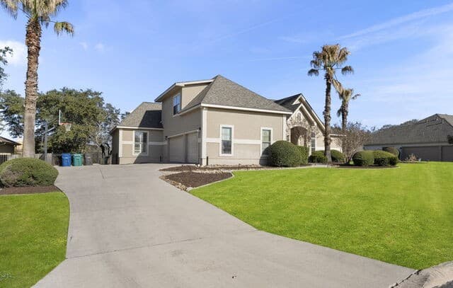 4-bedroom rental at 3230 Roan Way in San Antonio, TX — photo 5