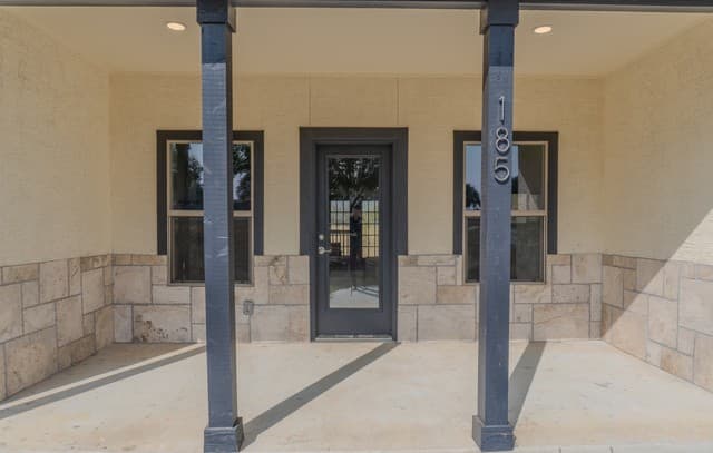 Home for sale at 185 E Medium Meadow in Lytle, TX — photo 5