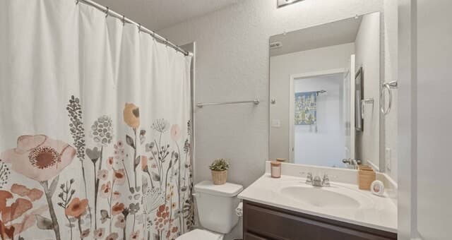 Home for sale at 515 Diamond Shoals in Cibolo, TX — photo 5