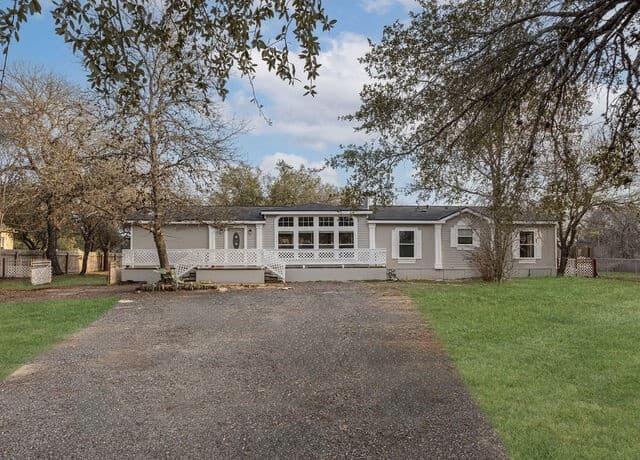 Home for sale at 3938 Cannon Wood in Elmendorf, TX — photo 2