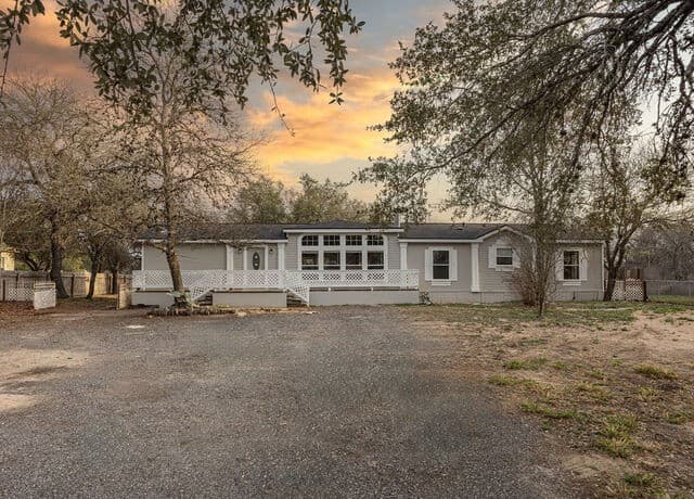 Home for sale at 3938 Cannon Wood in Elmendorf, TX — photo 3