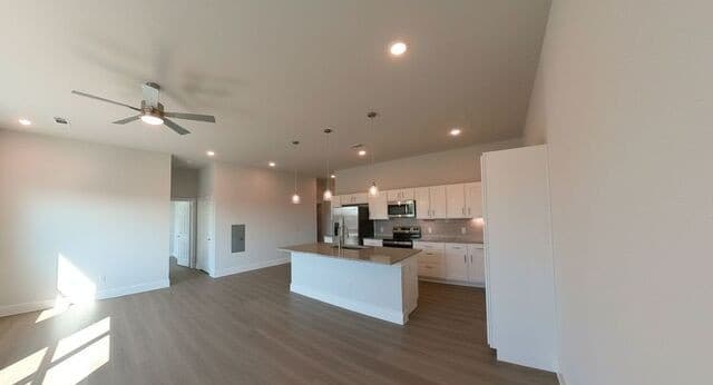 3-bedroom rental at 330 E Carson Unit 2203 in San Antonio, TX — photo 5
