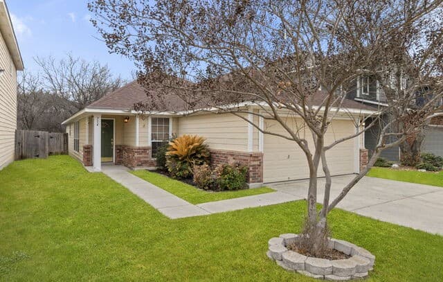 3-bedroom rental at 714 Sycamore Moon in San Antonio, TX — photo 3