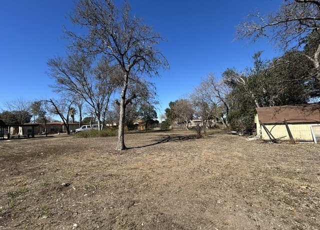 Home for sale at 2518 Ww White in San Antonio, TX — photo 2
