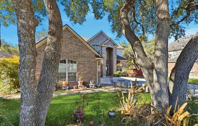 4-bedroom rental at 3804 Arroyo Seco in Schertz, TX — photo 3