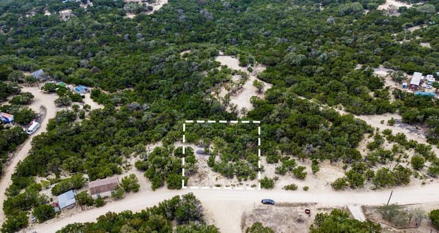 rental at 206 Overland in Bandera, TX — photo 1