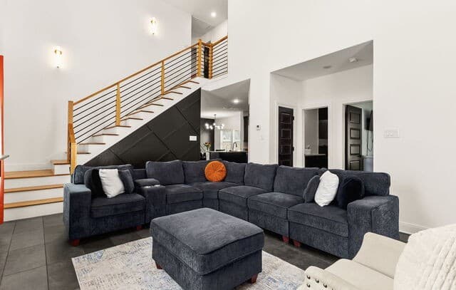 4-bedroom rental at 4230 Waterwood Pass in Elmendorf, TX — photo 3
