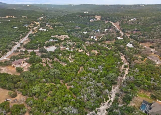 rental at 178 & 179 Pr 1740 in Mico, TX — photo 4
