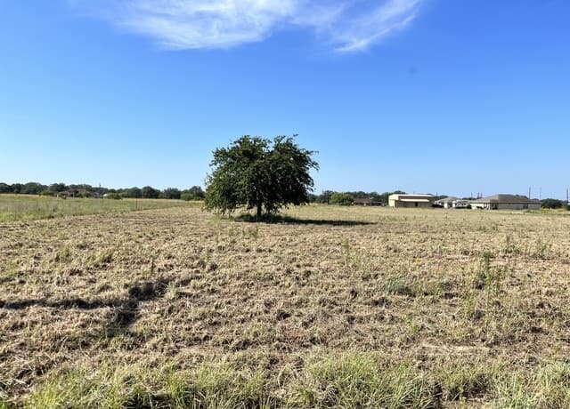 rental at 148 Colt in Natalia, TX — photo 1