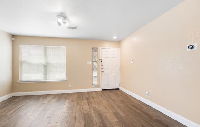 4-bedroom rental at 140 Springtree Pkwy in Cibolo, TX — photo 1