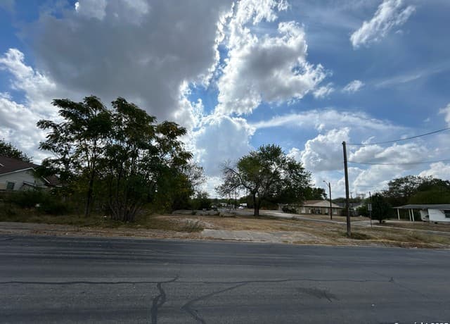 rental at 170 Ferris in San Antonio, TX — photo 4