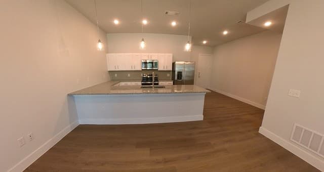 2-bedroom rental at 330 E Carson Unit 3101 in San Antonio TX