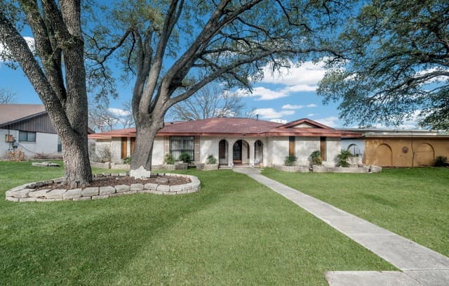 3-bedroom rental at 9314 Ranchero in San Antonio, TX — photo 3