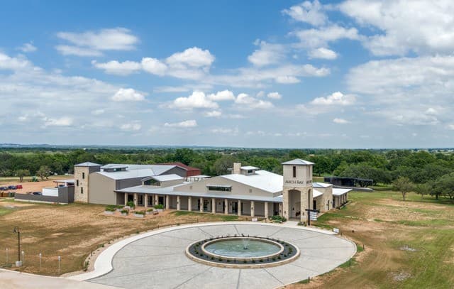rental at 5112 UNIT 24 U S Hwy 290 in Fredericksburg, TX — photo 2