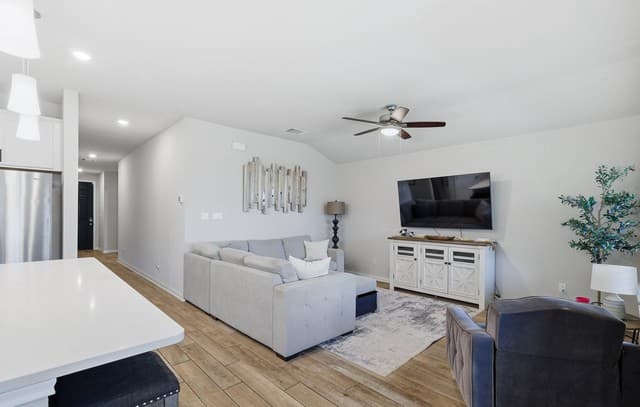 3-bedroom rental at 3016 Toscana in Schertz, TX — photo 5