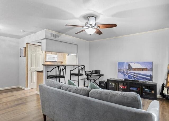 1-bedroom rental at 11610 Vance Jackson Unit 119 in San Antonio, TX — photo 4